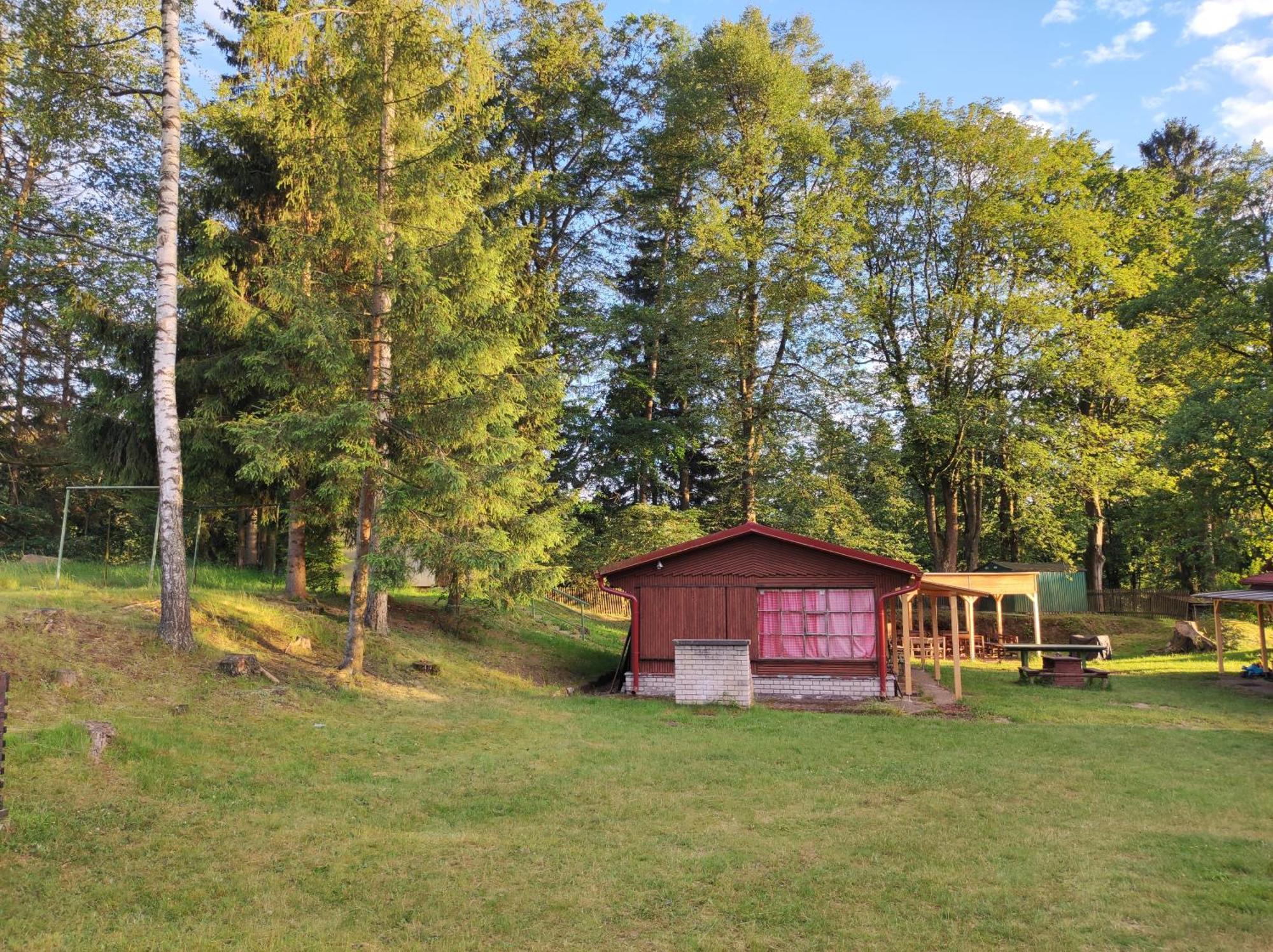Lesni Chaty "Hogo Fogo" Kytlice Exterior photo
